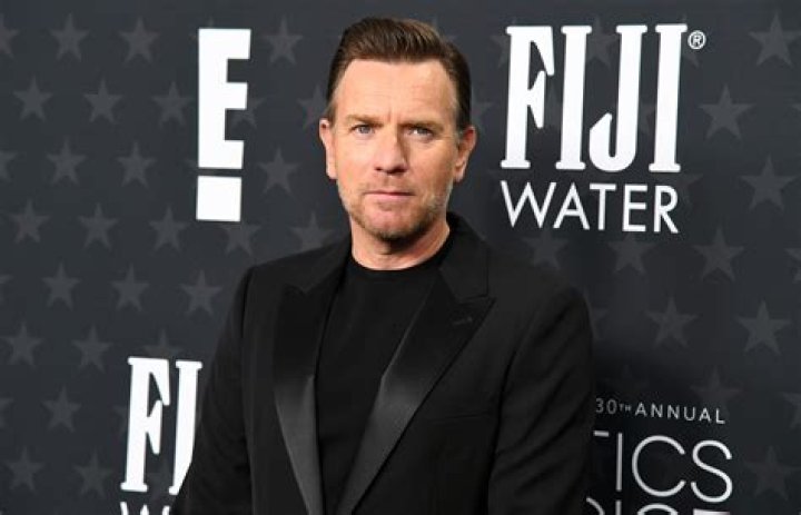 Ewan McGregor Through The Years: Photos – Hollywood Life