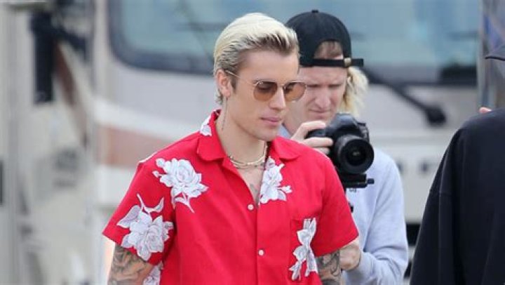 He Debuts New Slicked-Back Blonde Style – Hollywood Life