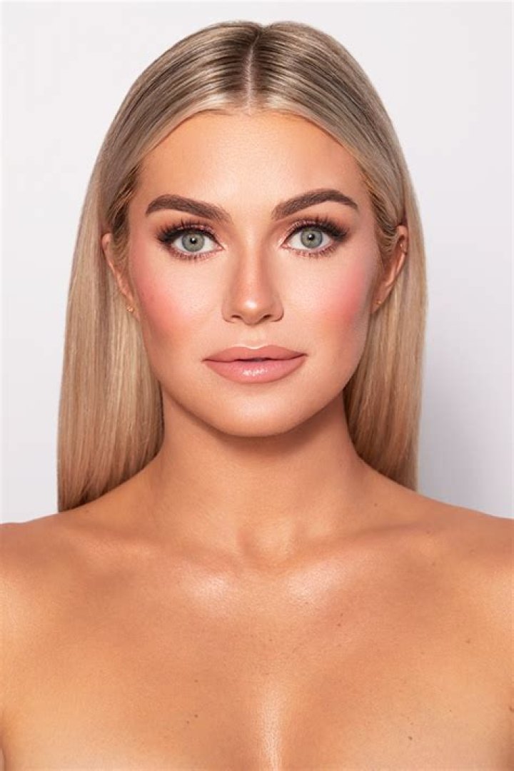Lindsay Arnold Is Glamnetic’s First Celeb Lash Collab & Reveals Why It’s Perfect For Busy Moms (Exclusive)