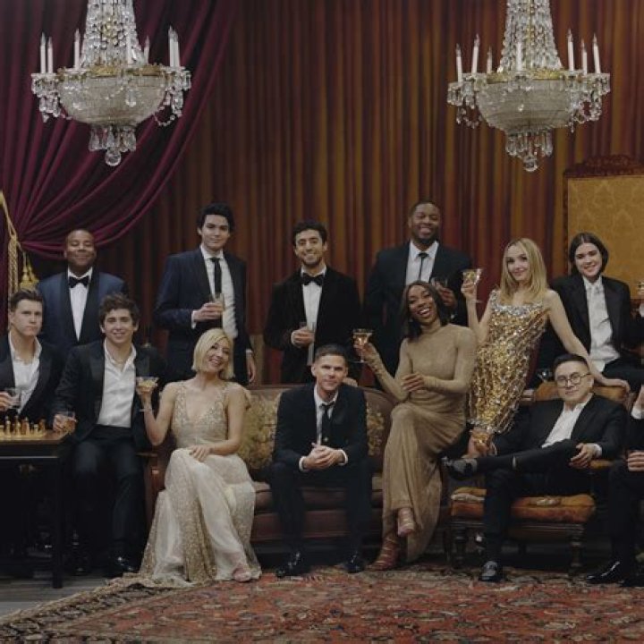 Meet The Cast – Hollywood Life